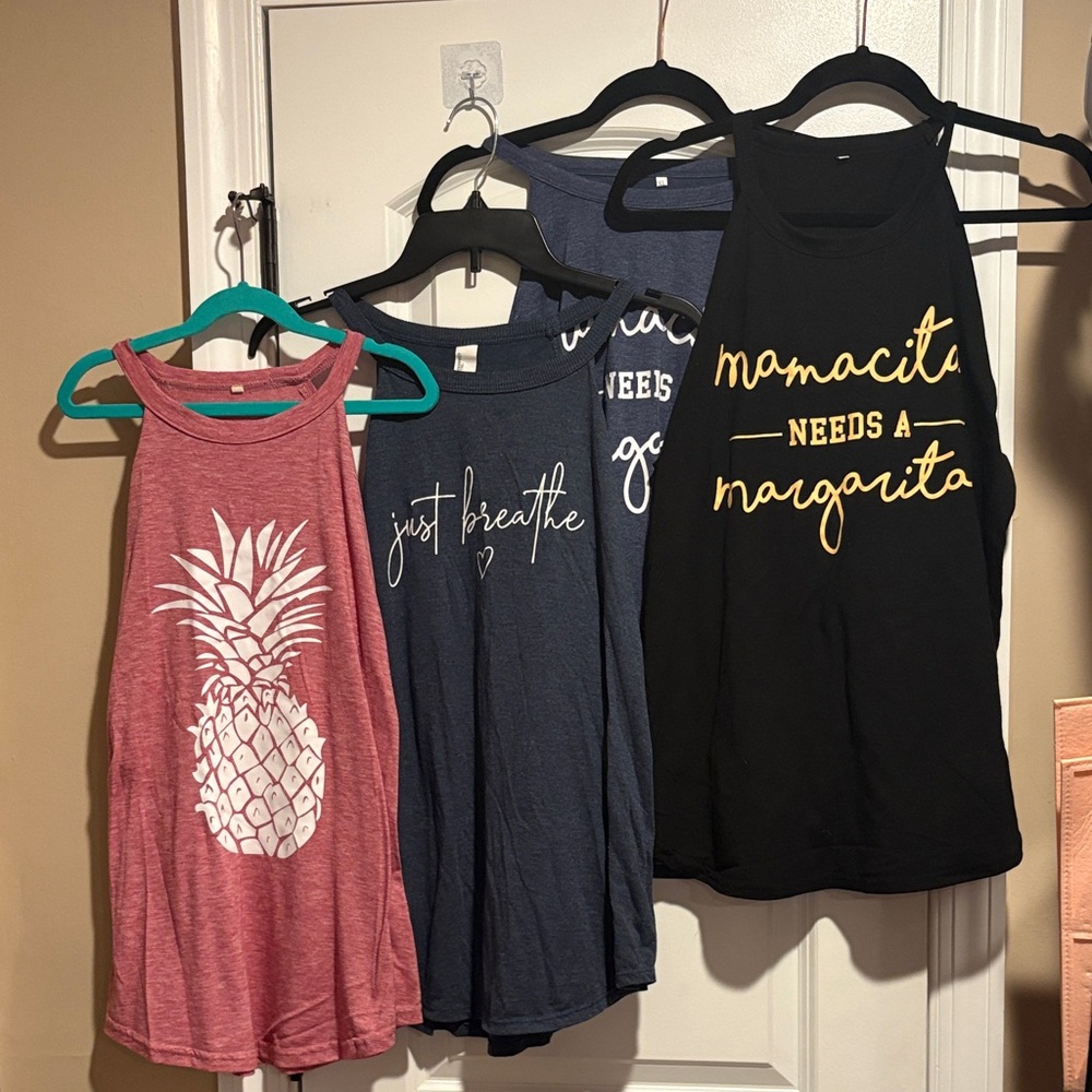 4 Graphic High Neck Tank Bundle ✨